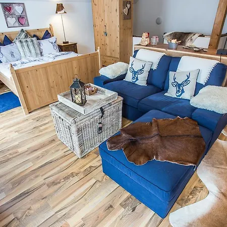 Apartment Appartement Gemuetliche Ferien By Monicare Seefeld in Tirol