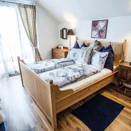 Apartment Appartement Gemuetliche Ferien By Monicare Seefeld in Tirol